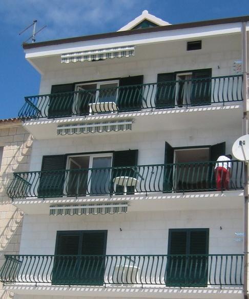 Apartments Waterfront Ivan Podgora Oda fotoğraf