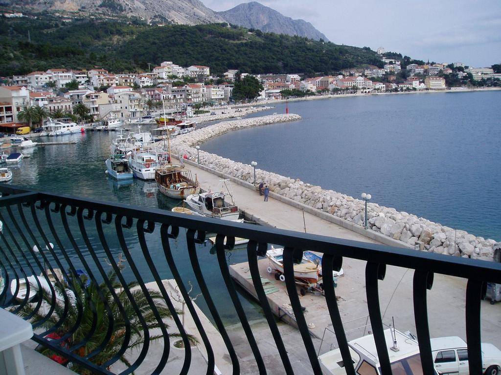 Apartments Waterfront Ivan Podgora Oda fotoğraf